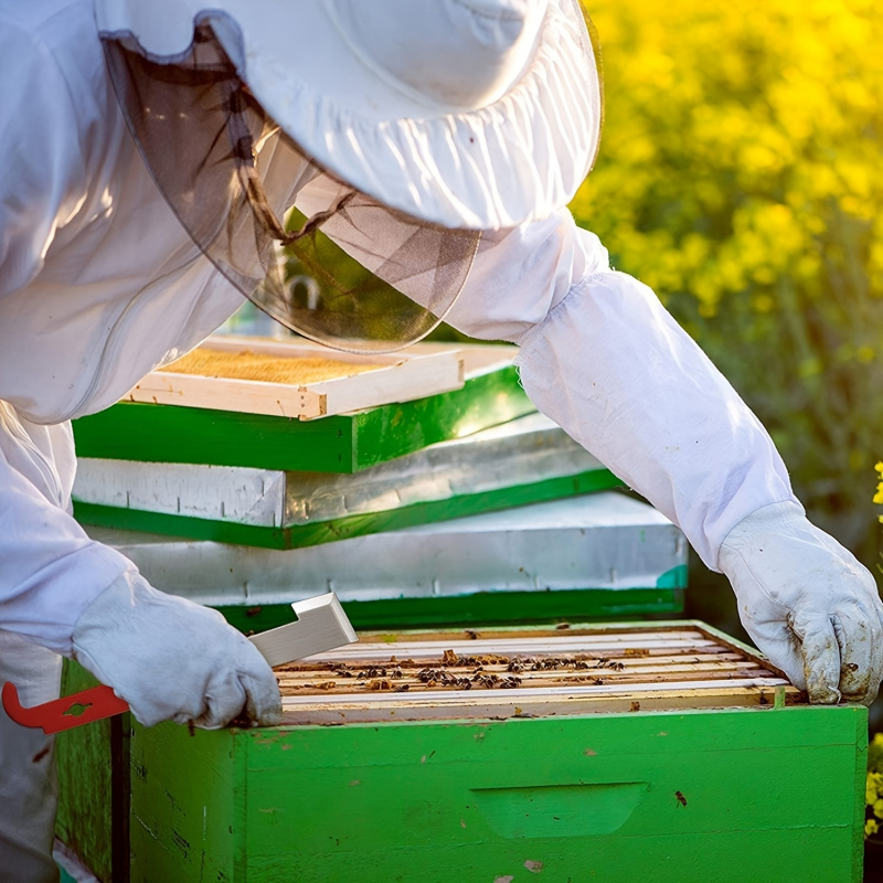 Многофункциональный инструмент – обзор и цена Beehive Frame Wax